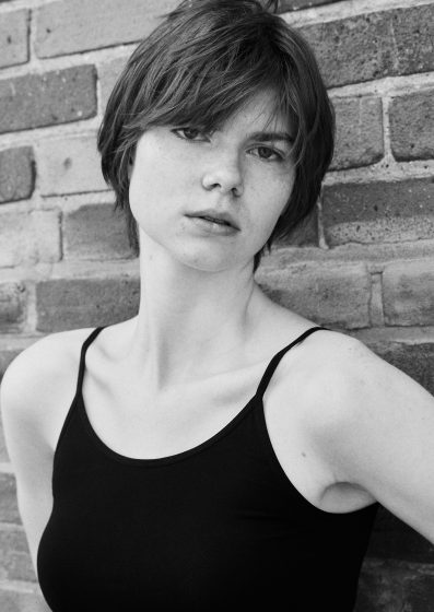 Elle L.